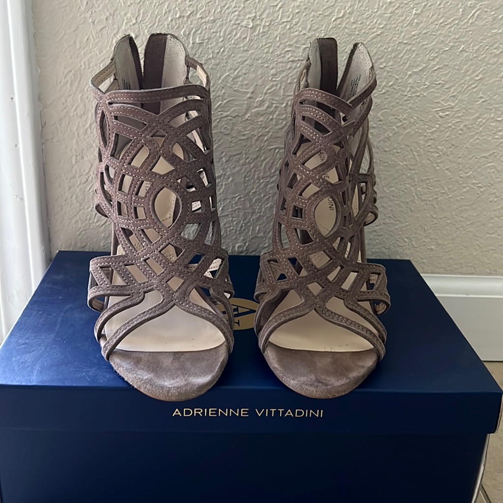 Adrienne Vittadini Heels 8